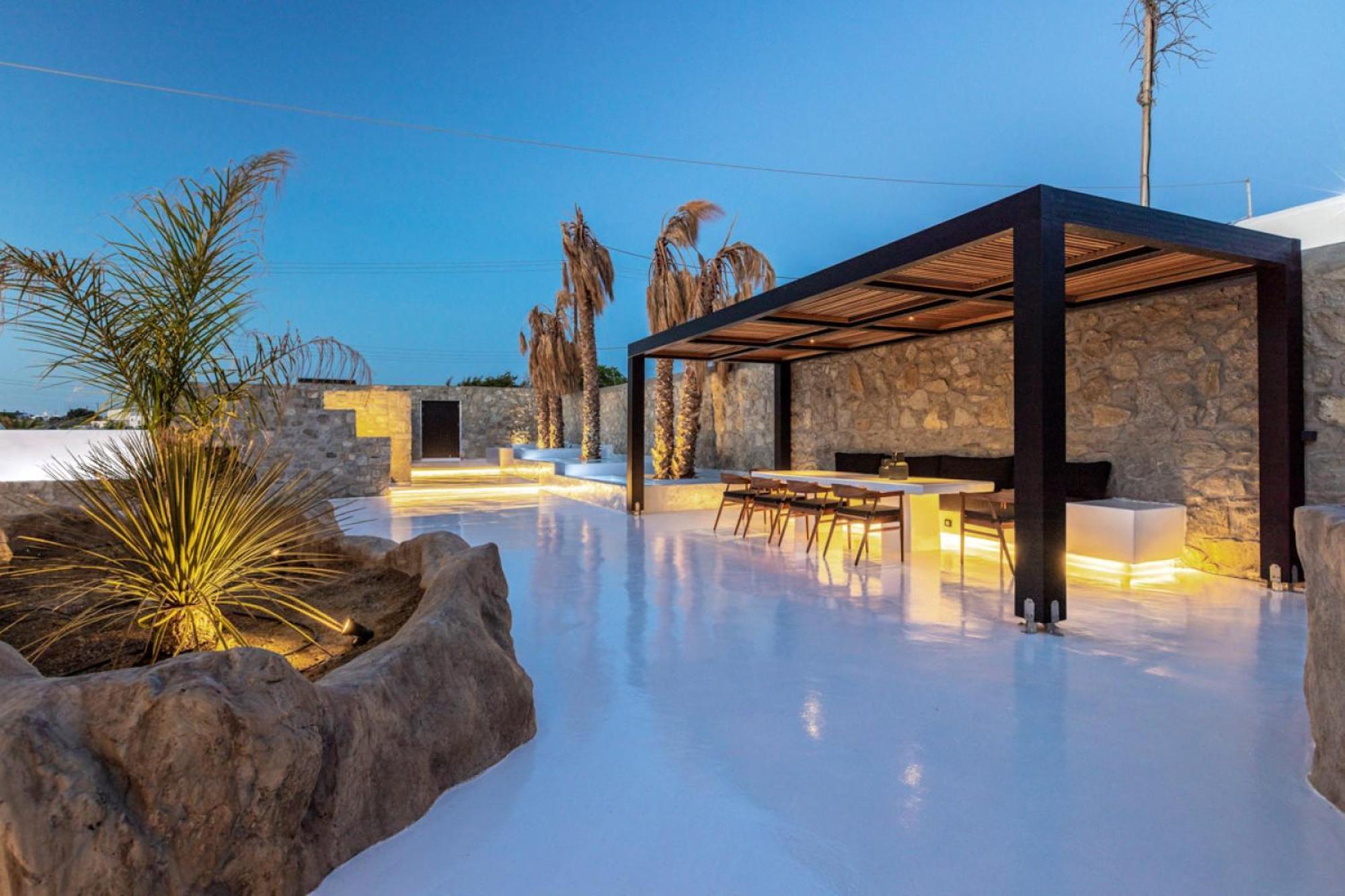 Villa Black With Cave Heated Pool *