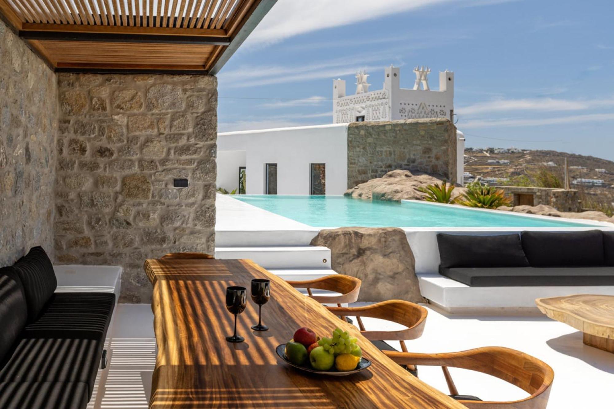 Villa Black With Cave Heated Pool