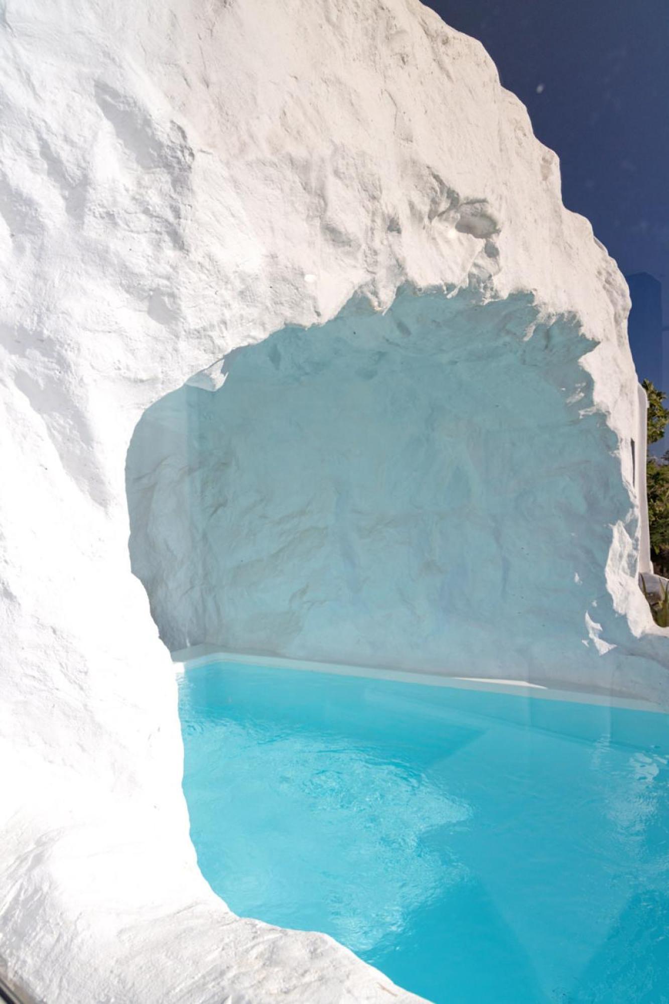 Black With Cave Heated Pool Villa