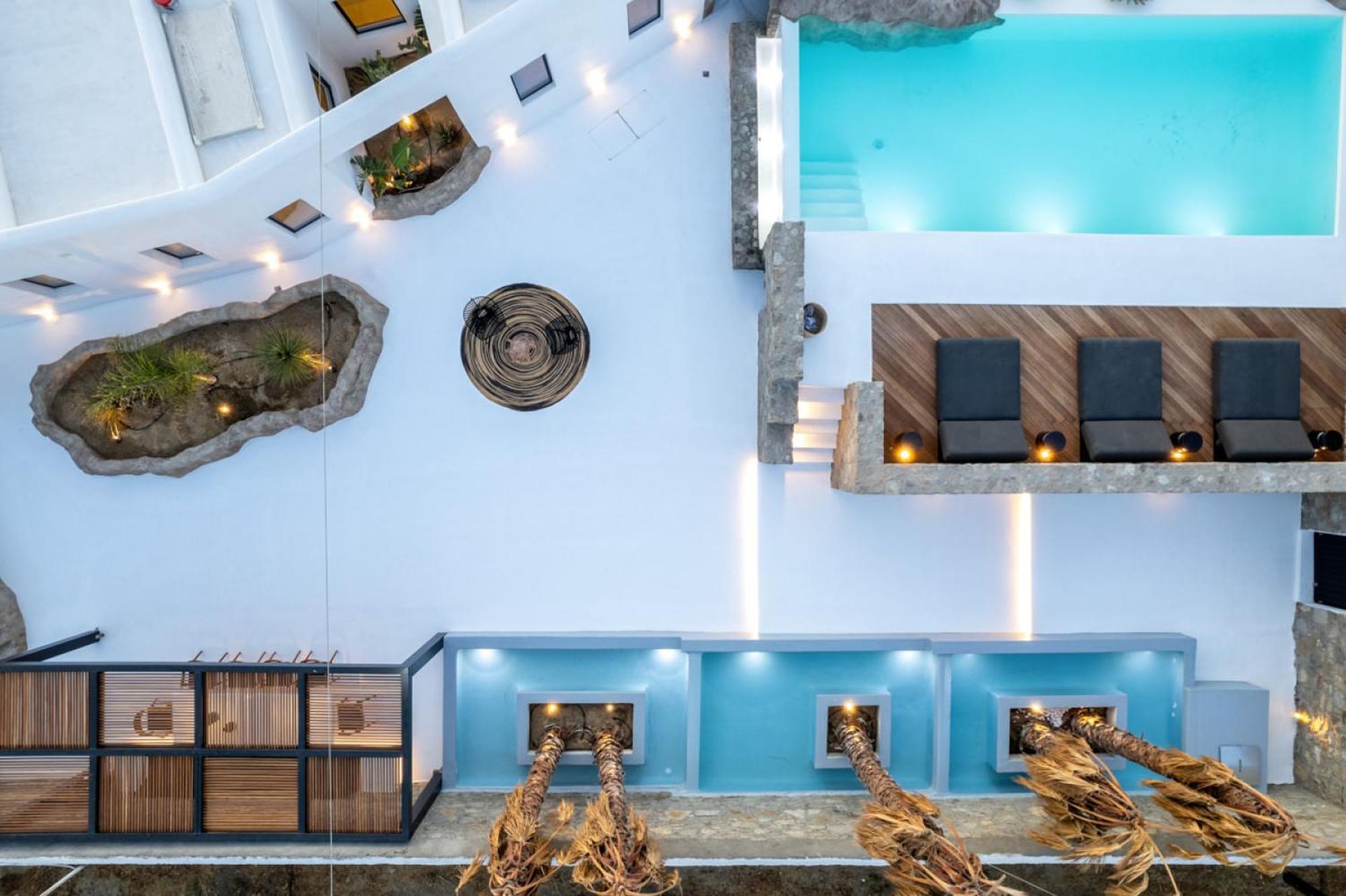 Black With Cave Heated Pool *