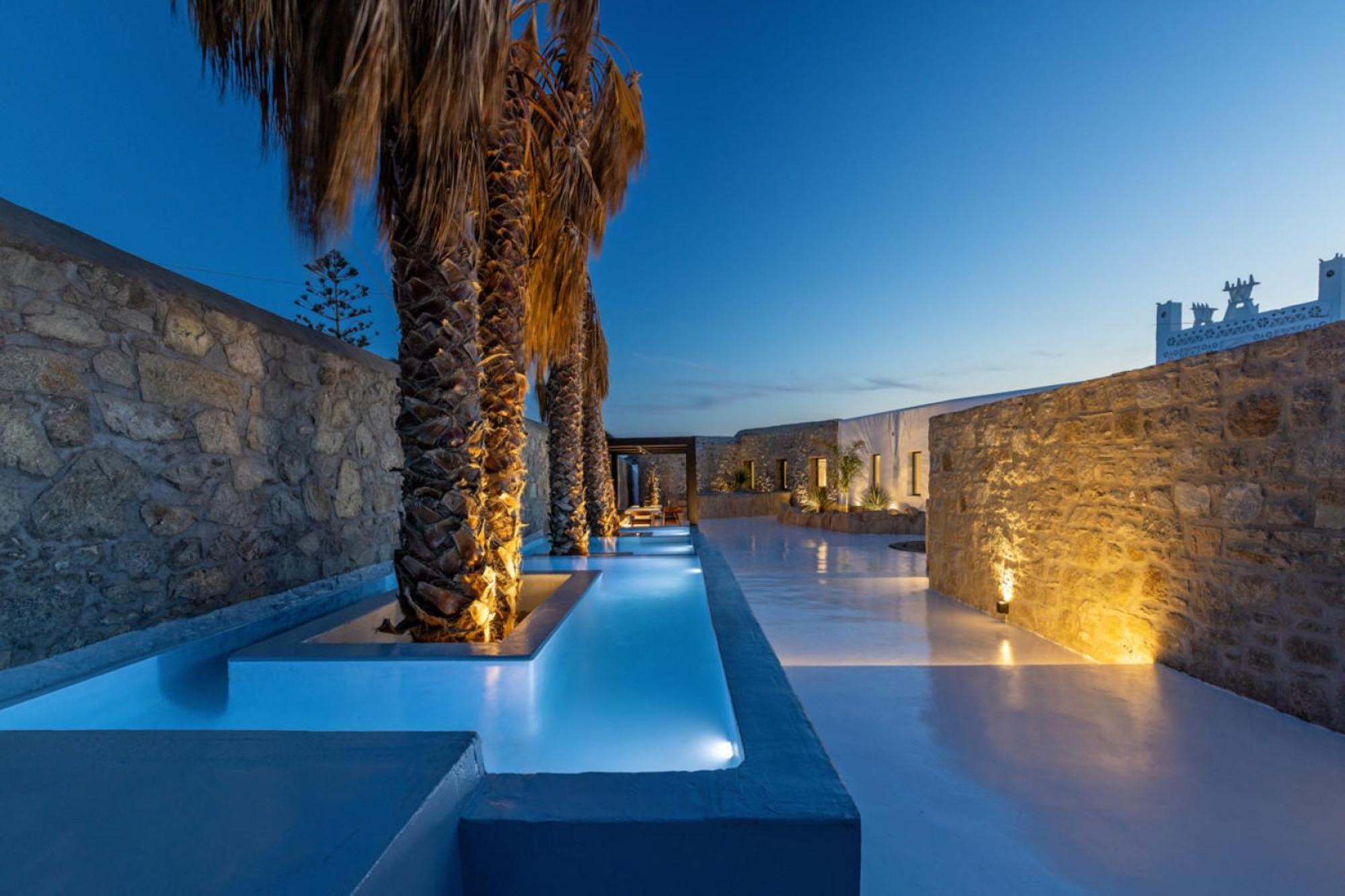 Villa Black With Cave Heated Pool *