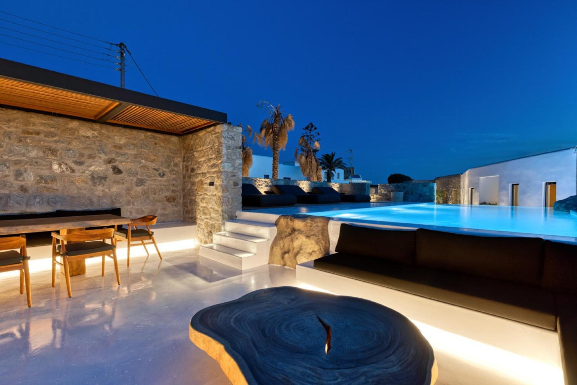 Black With Cave Heated Pool * Mykonos Town